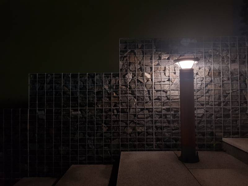 여기 담장 특이하다 | 인스티즈