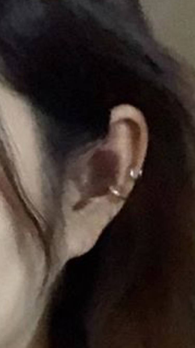 이거 피어싱 어디 뚫은 걸까 (사진) | 인스티즈