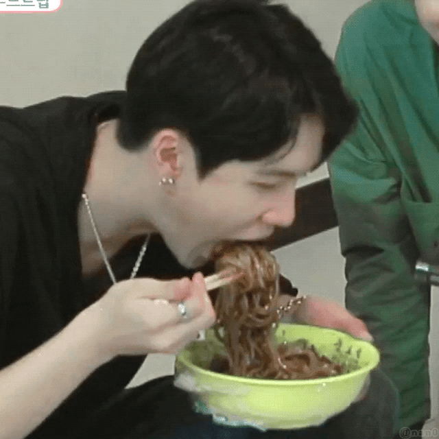 아이돌 한입 갑은 이 둘인 듯 | 인스티즈