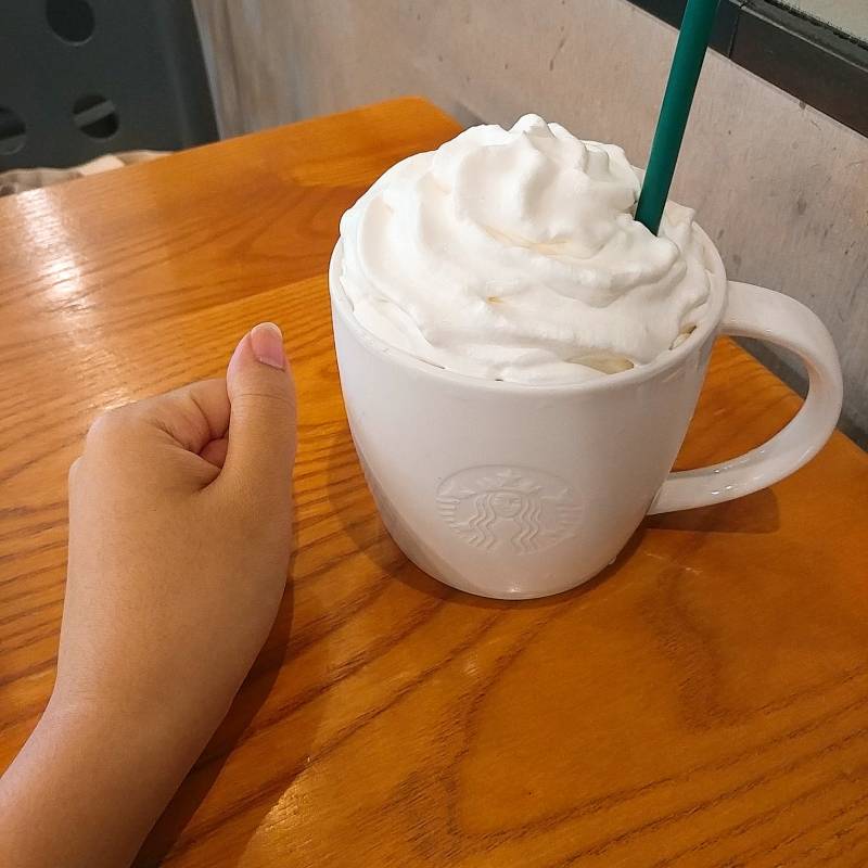 익인이들의 도움으로 스벅 사먹는중.. | 인스티즈