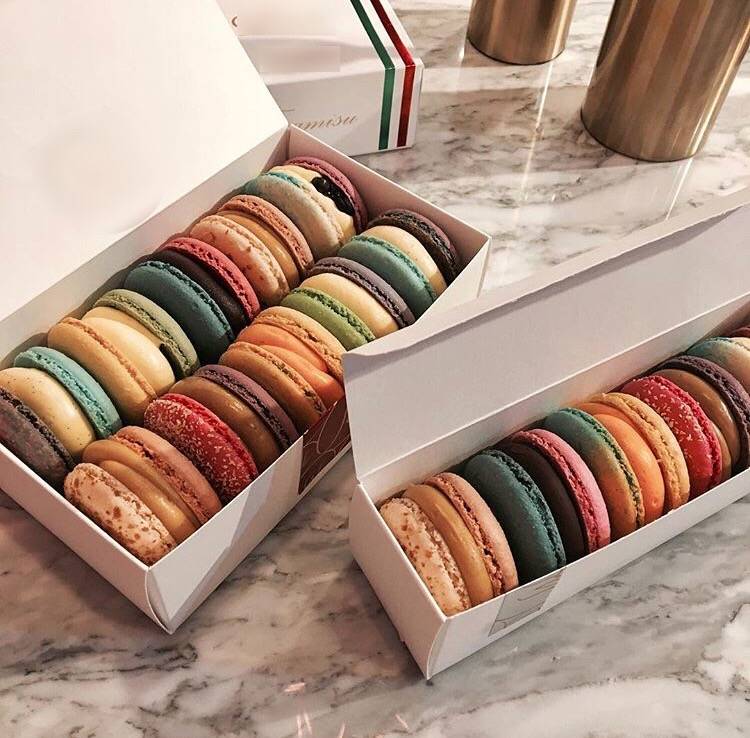 친구랑 먹을라고 마카롱 사러갈건디 빨리 툘 와주라.. | 인스티즈