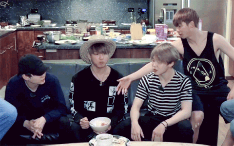 웃긴 팬아저짤 모음 이 중 하나는 헐레벌떡 주워간다에 내저녁을 걸지( .υ)  | 인스티즈