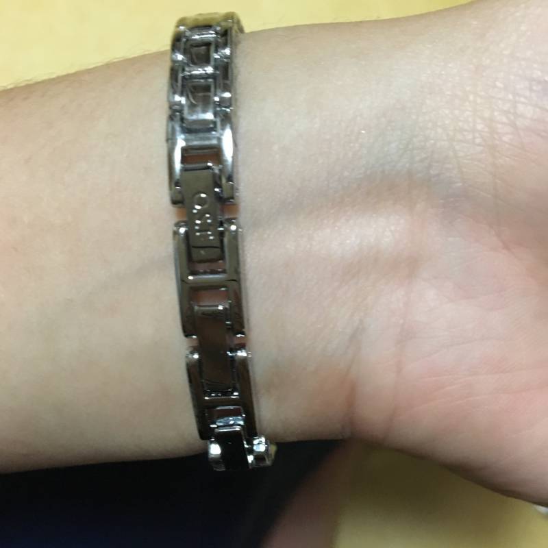 익들아 이거 시계 어떻게 차..? | 인스티즈