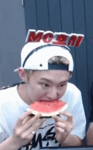 이렇게 생긴 애들은 한입이 뭐 다 이래 | 인스티즈