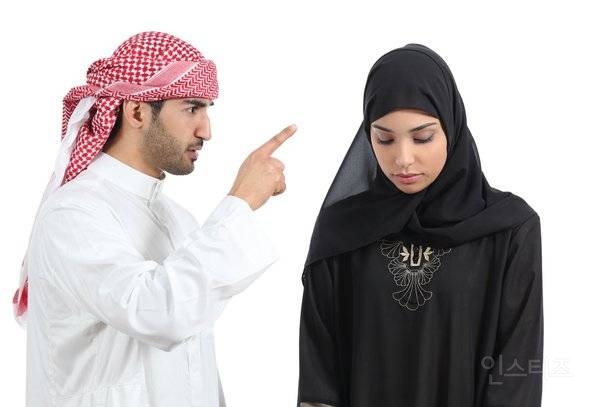남편이 "이혼" 3번 말하면 강제 이혼되는 무슬림법 금지 | 인스티즈