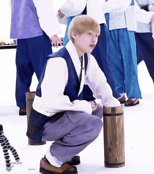 달려라방탄 썸네일 떴는데 뷔 아킬레스건 짧아서... | 인스티즈