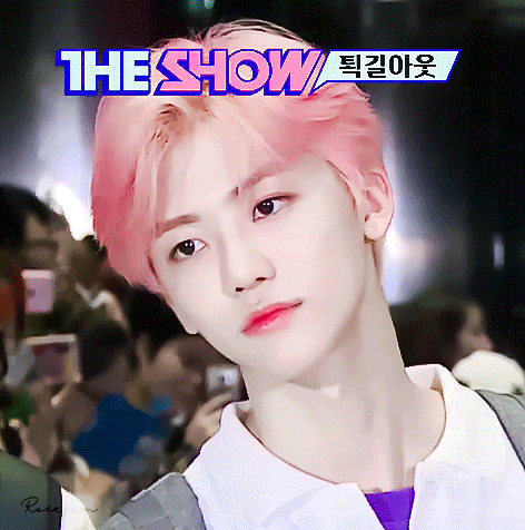 핑크머리하고 리즈 찍은 아이돌 | 인스티즈