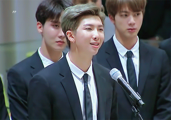 방탄 리더에게서 느껴지는 아이돌그룹 리더의 부담감.. | 인스티즈