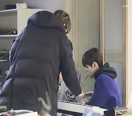 데식에 맨날 투닥거리는 애들 있자나 | 인스티즈