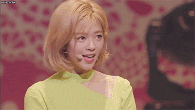 지브리 애니메이션에서 튀어나온 것 같은 두 여자 아이돌 | 인스티즈