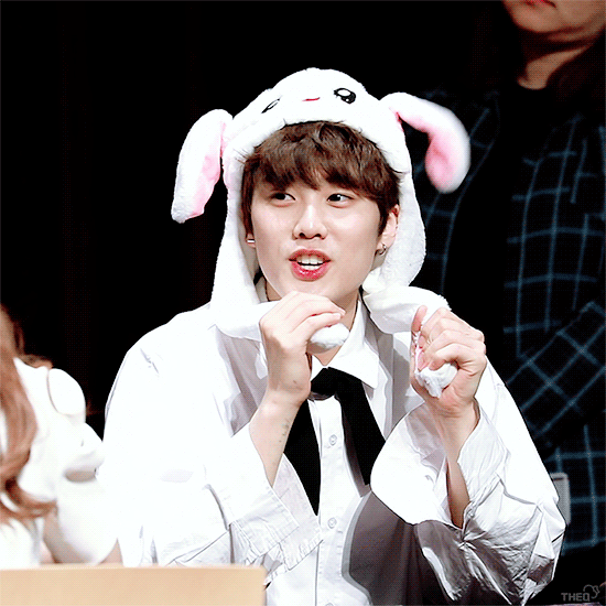 더보이즈 제이콥 뭔가 누르면 알러뷰 하는 곰인형 같은 느낌이야 | 인스티즈