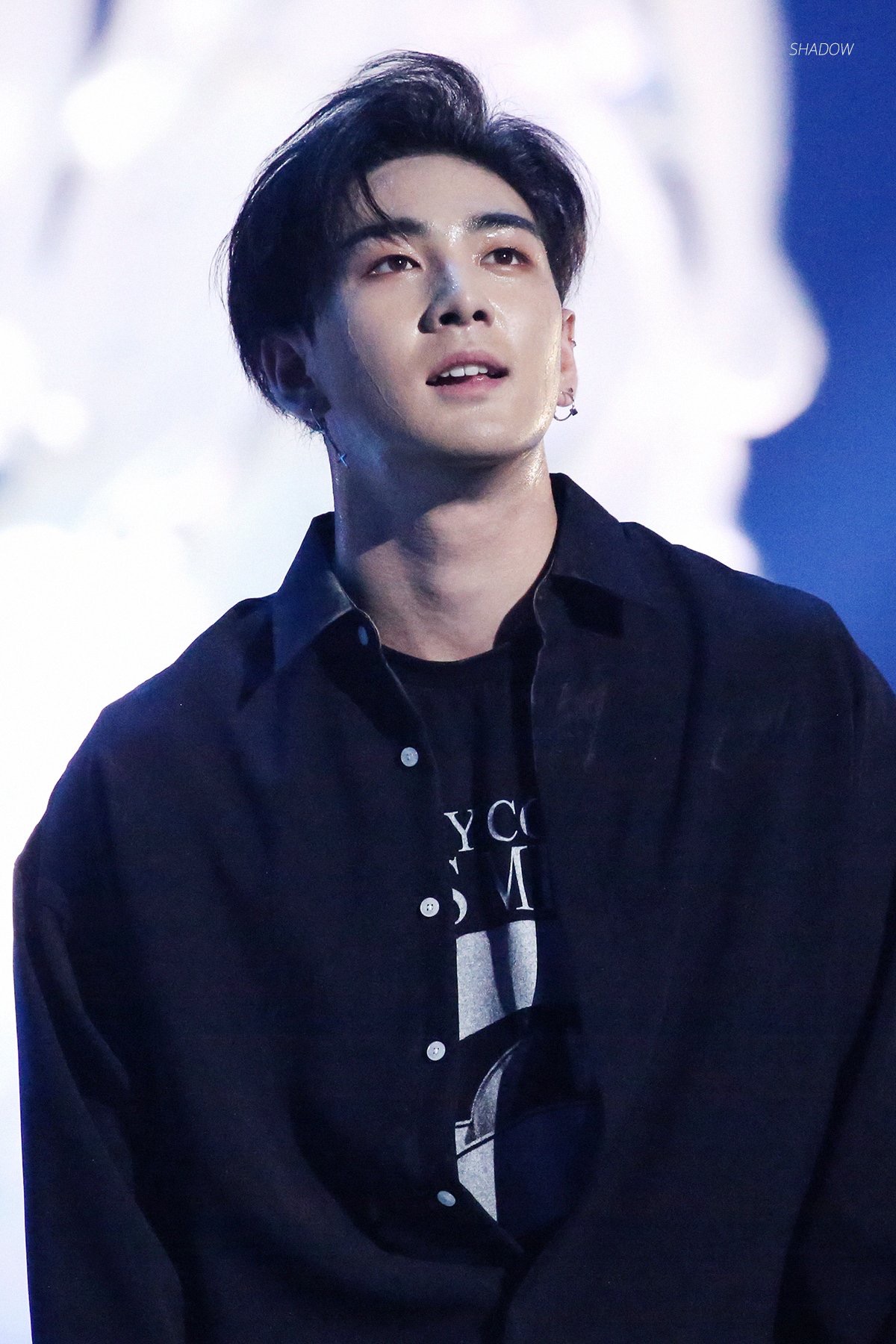 강동호 밑에서 찍는 각도 좋못사,,,,, | 인스티즈