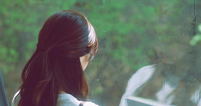 수지는 데뷔는 섹시컨셉이였는데 사랑받은건 청순이라 신기해 | 인스티즈