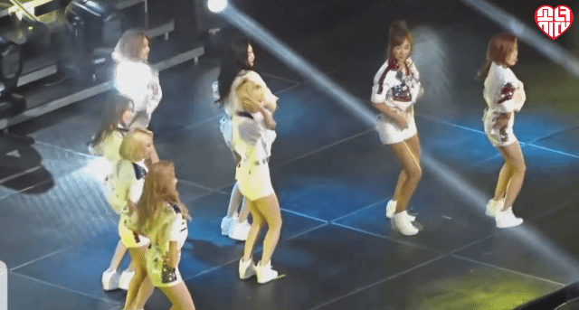 봐도봐도 신기한 소녀시대 안무 대형 변화 ㅎㄷㄷ.gif | 인스티즈