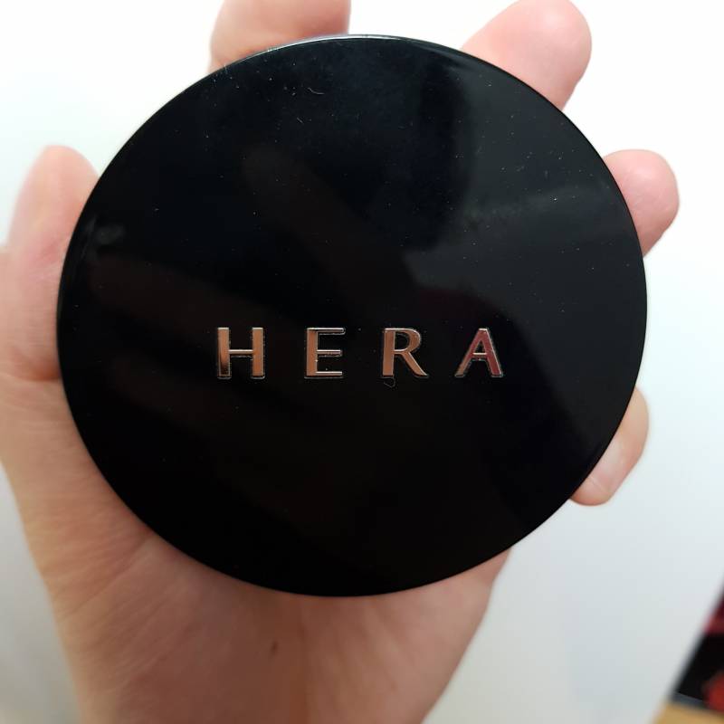 헤라 블랙 쿠션 21호 리필 포함 판매합니당! | 인스티즈