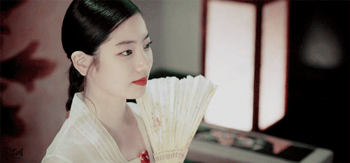 걸그룹 뮤직비디오 중 가장 충격적인 등장 | 인스티즈