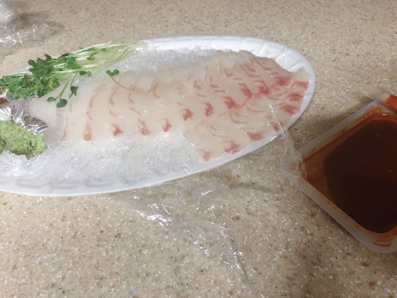 지금 이 시간에 회 먹는 사람 나야나... | 인스티즈