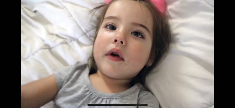 이 애기 너무 이프다 | 인스티즈