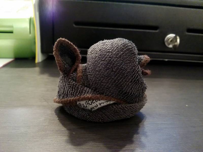 알바생익 손님도 없구 심심해서 오리 만들어따 | 인스티즈