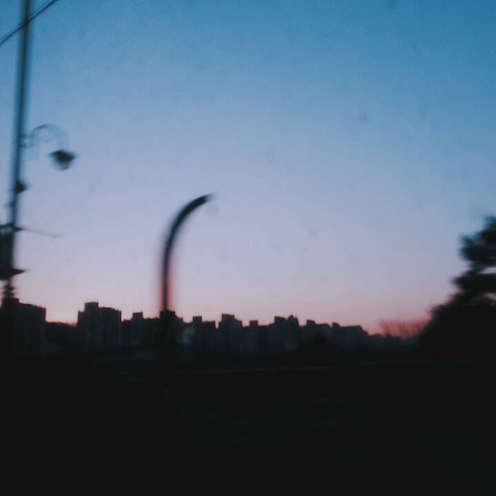 나 고3 때 아침마다 (거의) 매일 하늘 찍었던거 발견했는데 너무 아련해져써 ㅠㅠㅠ (사진많음주의) | 인스티즈