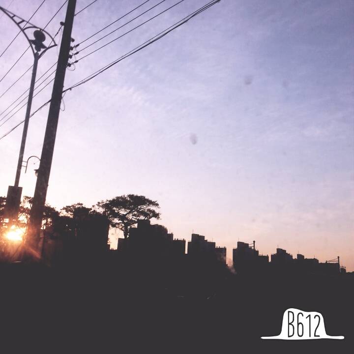 나 고3 때 아침마다 (거의) 매일 하늘 찍었던거 발견했는데 너무 아련해져써 ㅠㅠㅠ (사진많음주의) | 인스티즈