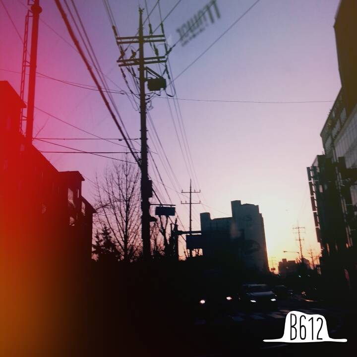 나 고3 때 아침마다 (거의) 매일 하늘 찍었던거 발견했는데 너무 아련해져써 ㅠㅠㅠ (사진많음주의) | 인스티즈