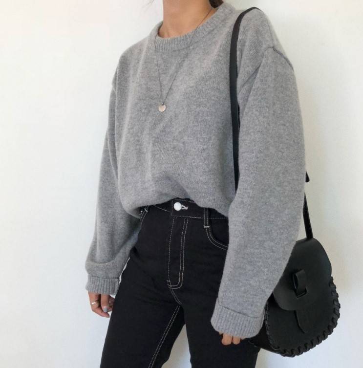 이거 니트 41000원이라는데 괜찮으려나? 먼가 핏하고 색이 마음에 들어서 사고 싶은데 | 인스티즈