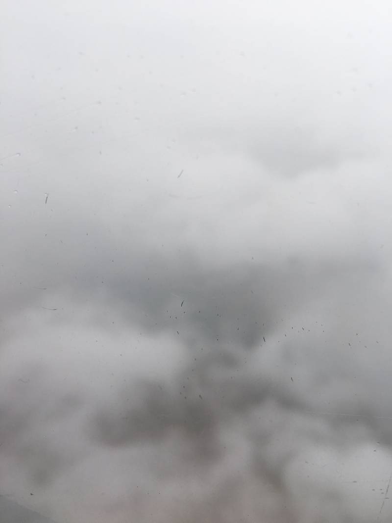 어제 뱅기타고 입국했는데 하늘차이봨ㅋㅋㅋㅋ | 인스티즈