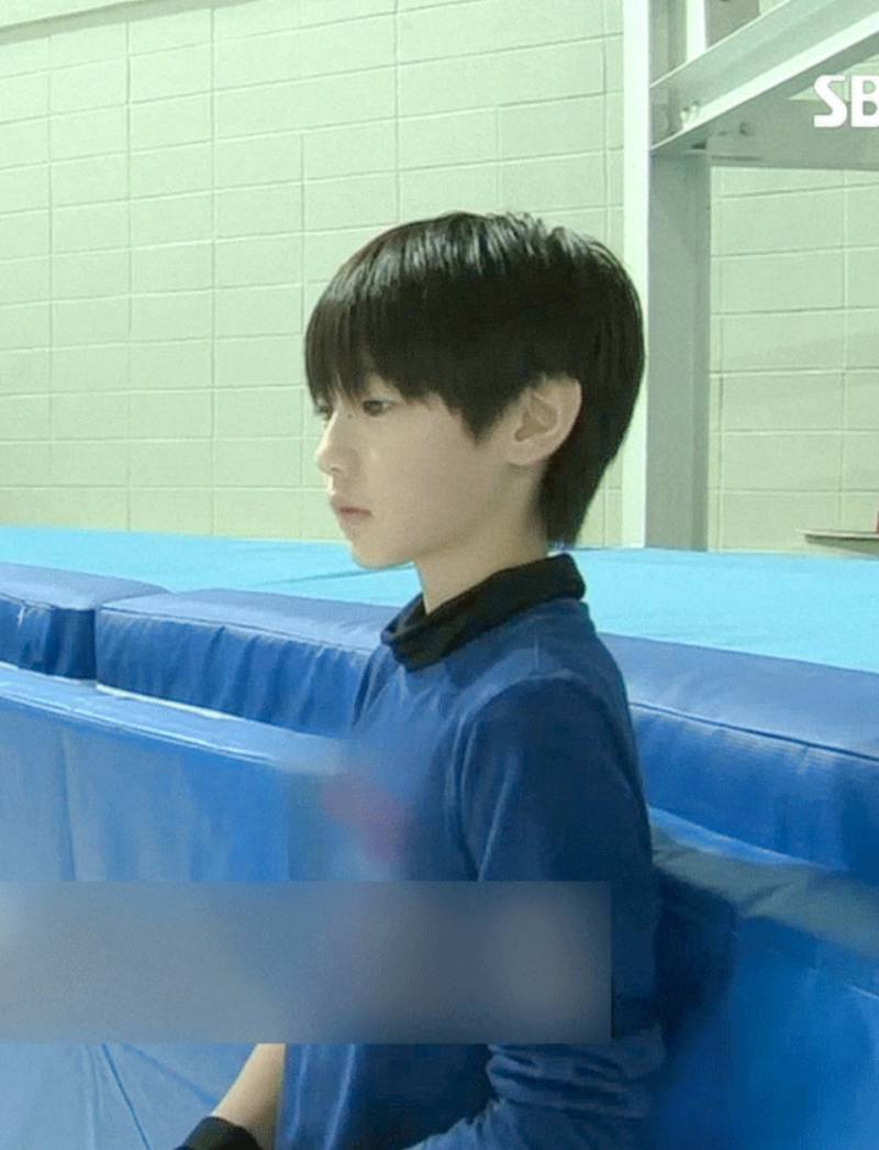 익들 피겨하는 남자애가 여자애들이 안놀아줘서 서운하다는 짤 다들 아니..? | 인스티즈