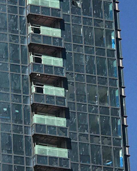 이거 태풍땜에 부산에 아파트 유리 다 깨진거라는데 | 인스티즈