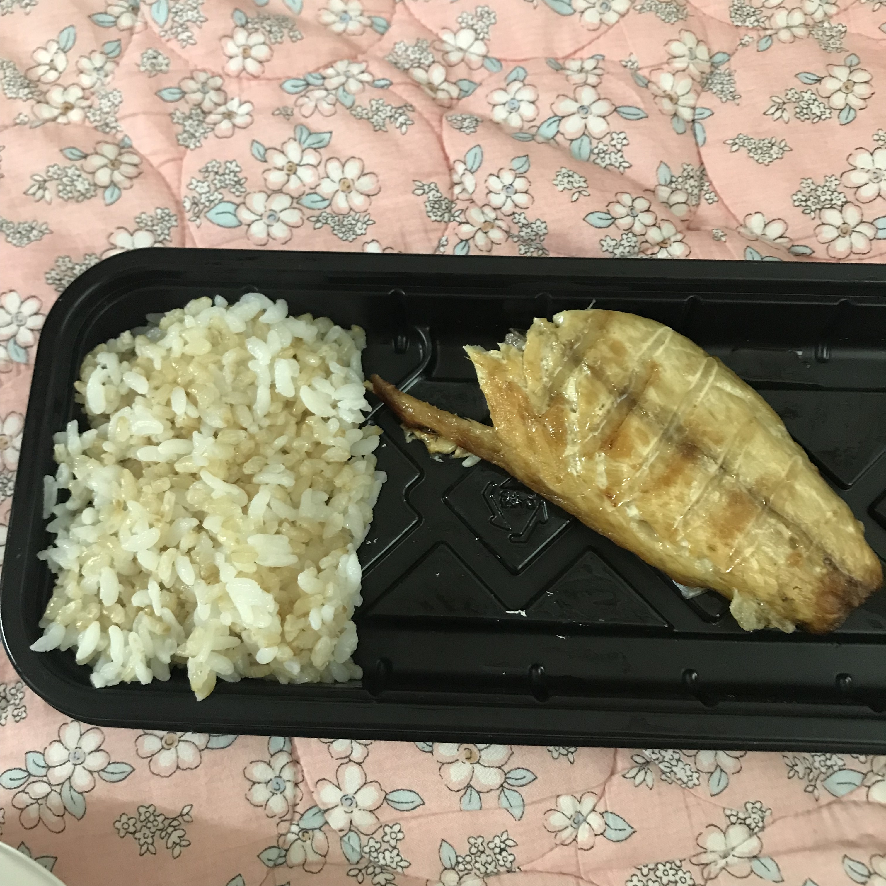 다이어트하는데 점심 이렇게 먹었는데 계란 하나 먹는다 11 안먹는다 22 | 인스티즈