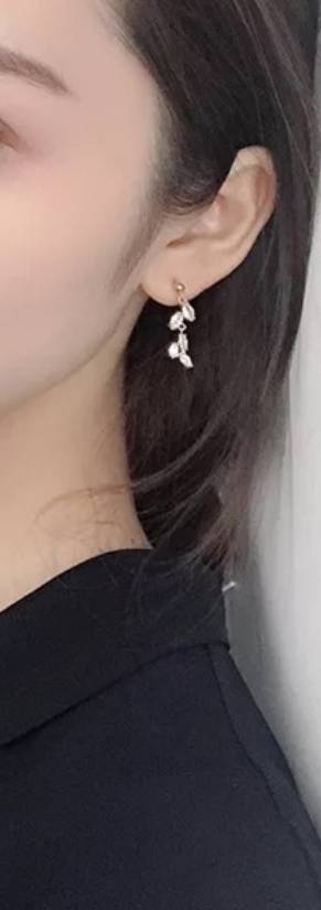 귀걸이 결제직전!! 살말 골라줘💜❤ | 인스티즈