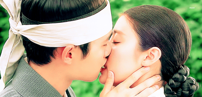 우리애들 설레는 키스신 개 마나 ! ! ! 다들 구경해! !엑소!! | 인스티즈