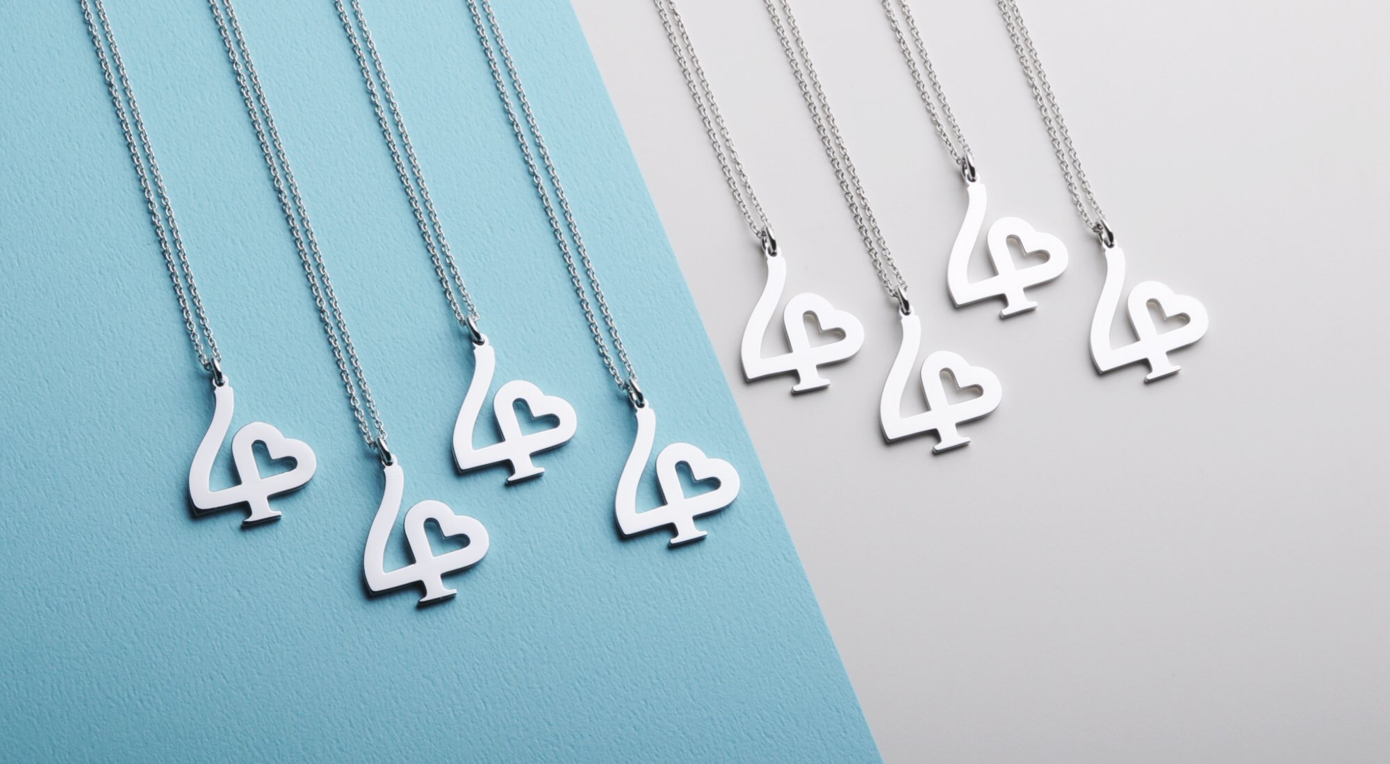 와 팬이 디자인한 러블리즈 4주년 기념 목걸이인가봐 | 인스티즈