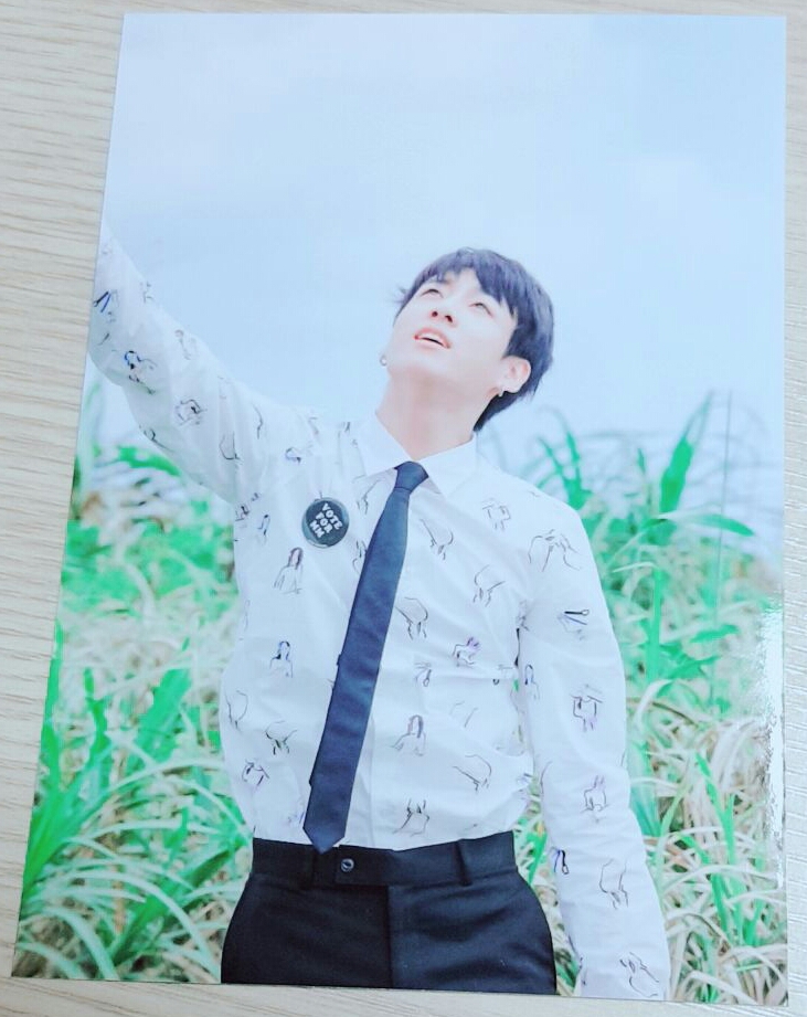 전시회 인화사진으로 보는 3년 전이나 지금이나 애기인 방탄 정국 | 인스티즈