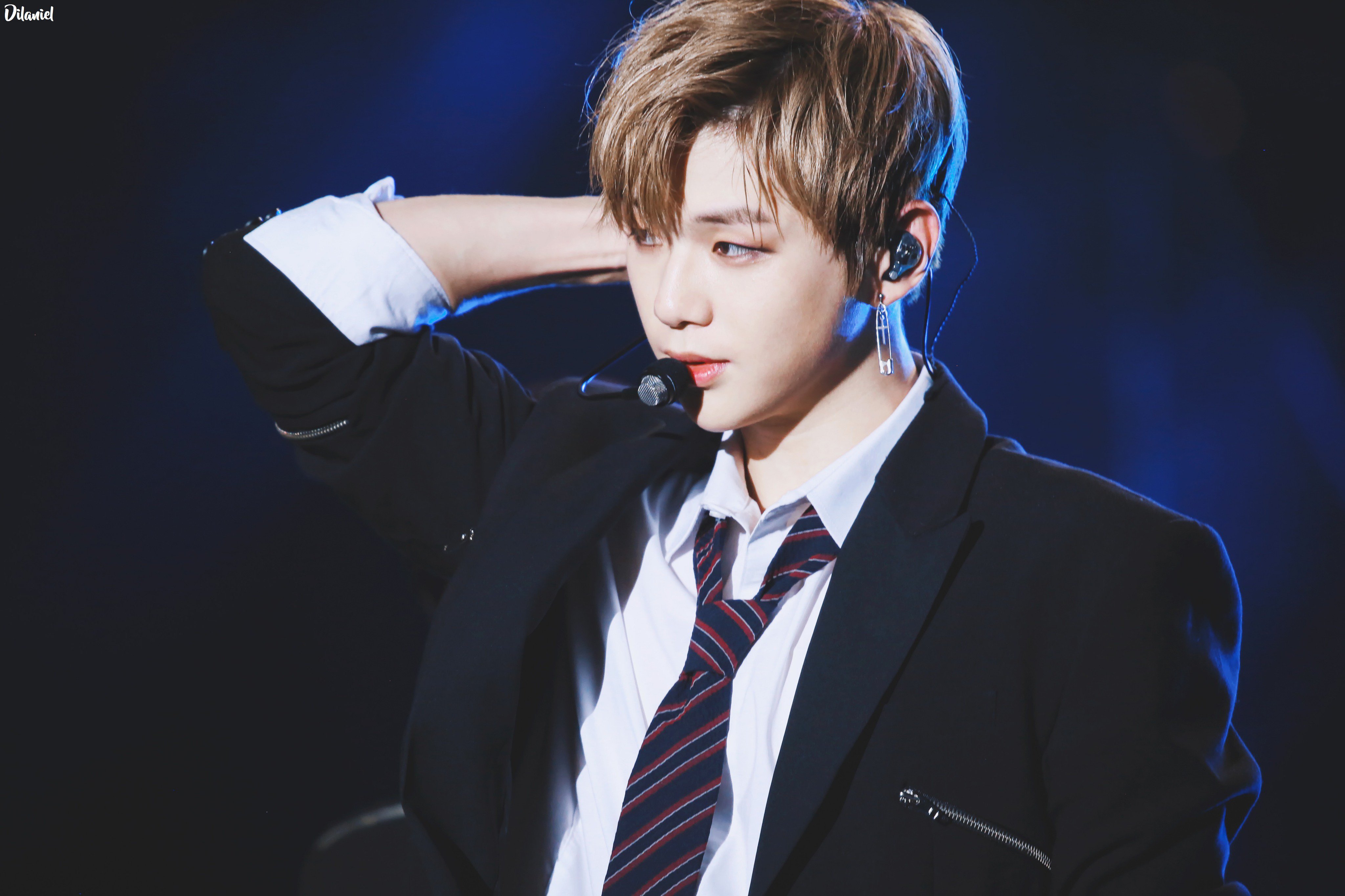 강다니엘 이날 진짜....... | 인스티즈