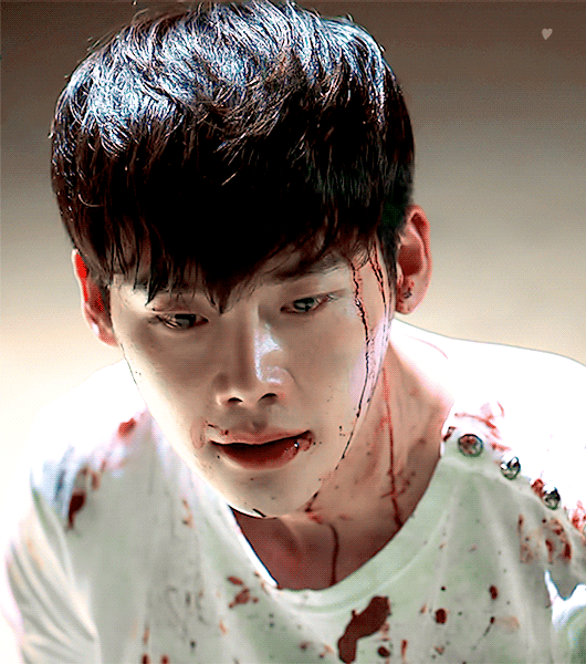 이종석은 다치고 울어야 한다는 말 이해함 ㅋㅋㅋㅋㅋㅋㅋㅋ | 인스티즈