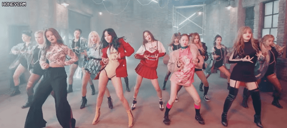 답도 없는 큐브 기획력을 찰떡같이 소화하는 여돌.CLC | 인스티즈