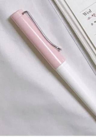 이 볼펜 제품 먼지 아시는 분 | 인스티즈