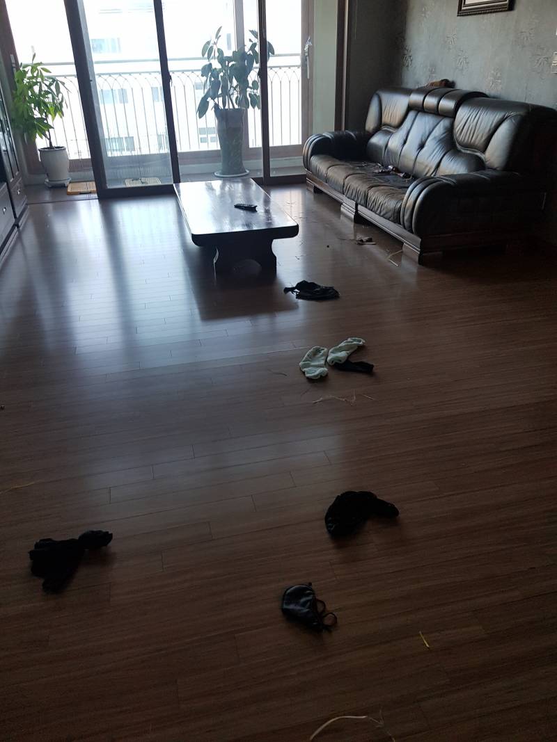 집...완전 개판이다 진짜..^^ | 인스티즈