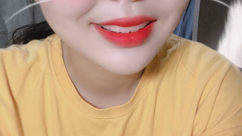 오늘 입술색 예뿌지않니!! | 인스티즈