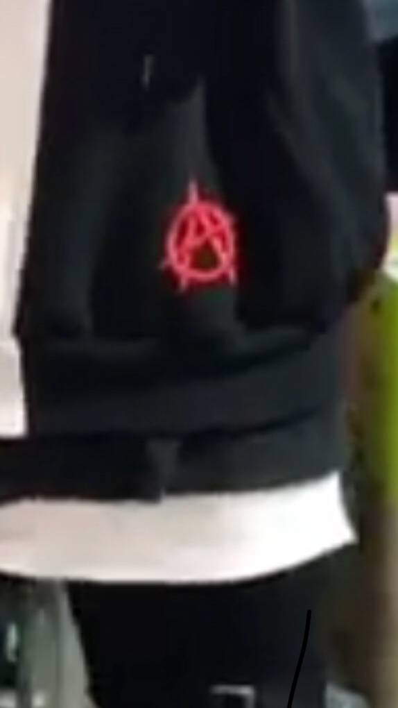 이거 옷 어디꺼인지 정보아는 익있어?? 사진있옹!! | 인스티즈