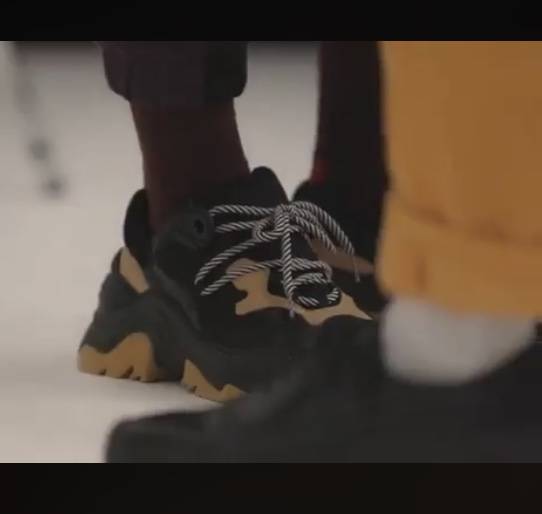 이 어글리슈즈 어디 건지 아는 ! 익 ! | 인스티즈