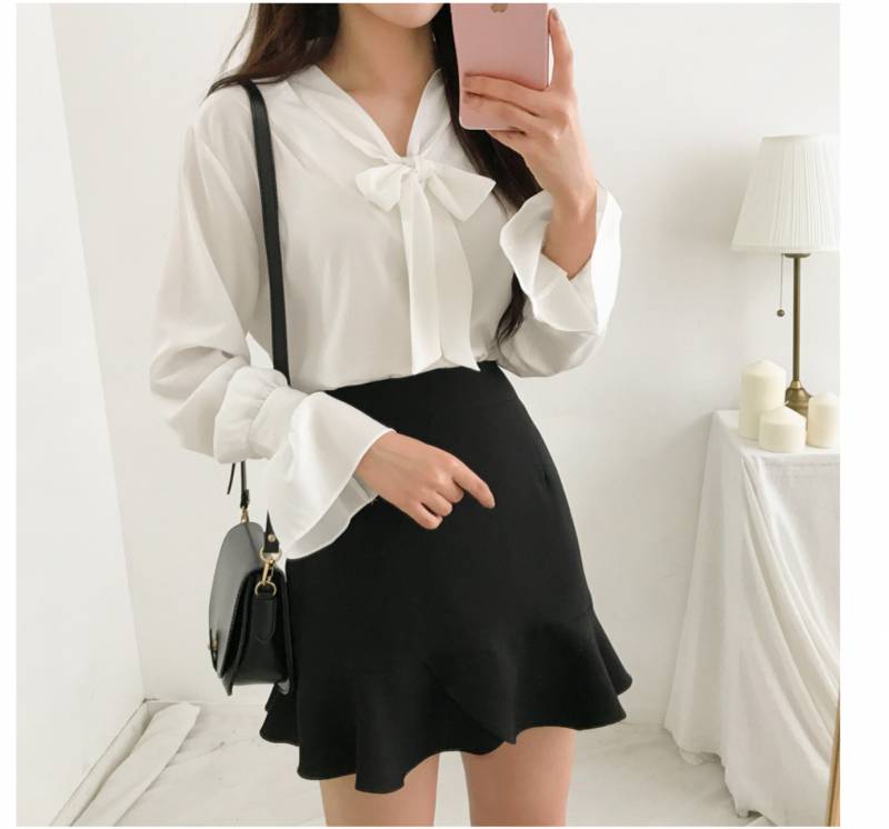 옷 코디 어떻게 할 지 골라주라💙💙 11223344 | 인스티즈