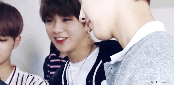 강다니엘을 데려가고싶은 새벽 2시 23분 | 인스티즈