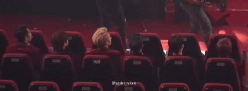 막내가 보는건 다같이 봐야하는 형들 | 인스티즈