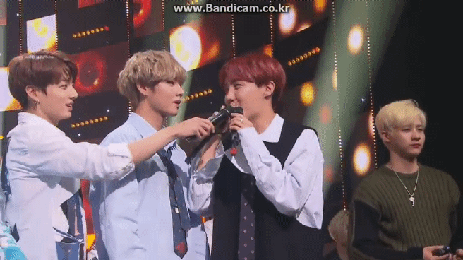 아이돌들 앞에서 심하게 넘어져서 창피했던 유명 아이돌 | 인스티즈