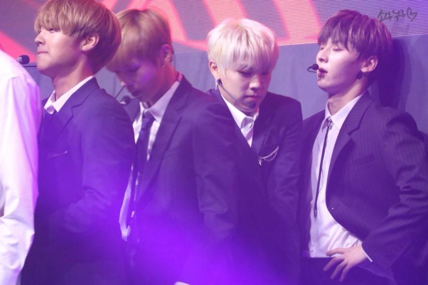 우진이 공간이 좁아여 | 인스티즈