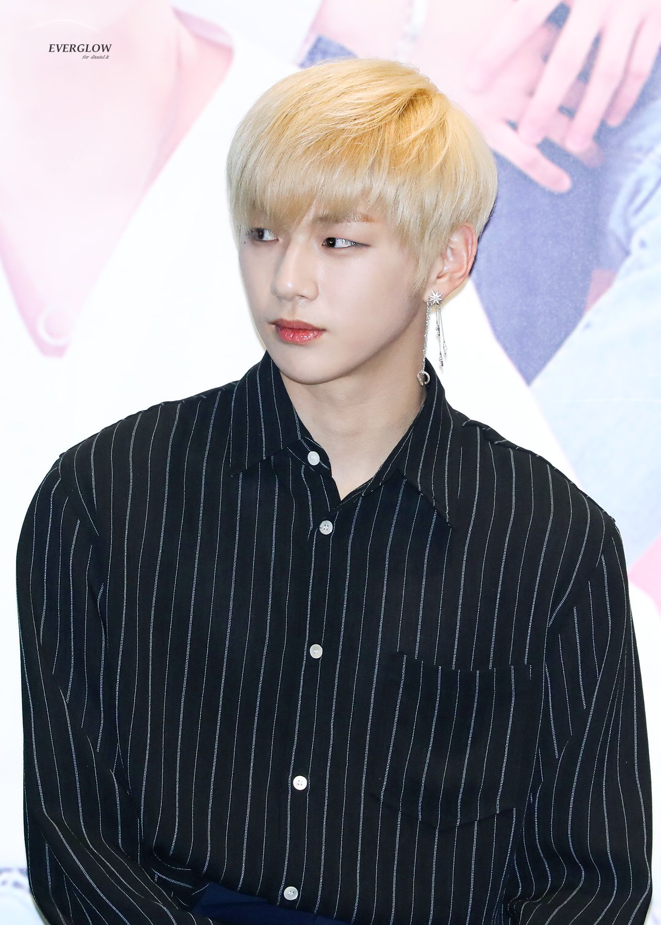 아 진심 다니엘 백금발 더 해주라 | 인스티즈