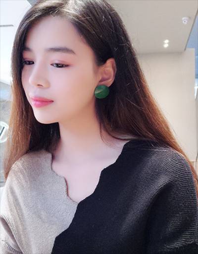 다양한 스타일의 귀걸이와 귀찌를 1000원~5500원에 판매해요!!120여종 | 인스티즈